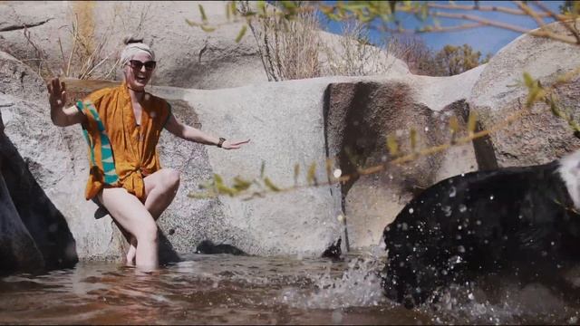 We bought a what!? 1986 Toyota Odyssey Motorhome! смотреть онлайн