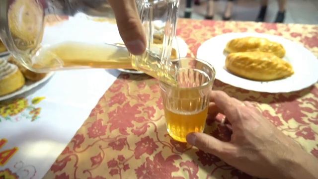 Креативное поздравление на свадьбыу Ринат Диля смотреть онлайн