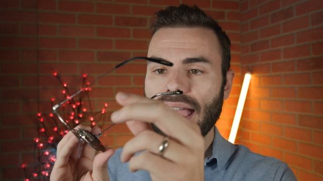 Oliver Peoples Goldsen Sun Review смотреть онлайн