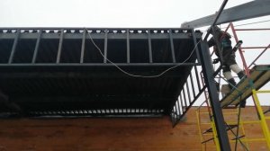 ТЕРРАСА // НАВЕС из металла к дому. Монтаж Террасной доски из ДПК.