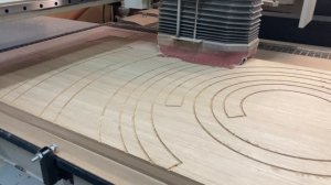 Фрезеровка полотна Capriccio на фабрике дверей "Терем".