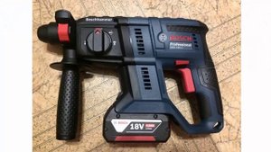 Немецкое качество сборки аккумуляторного перфоратора для строительных работ BOSCH GBH 180-LI 4.0АЧX