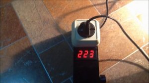 Регулятор напряжения с розеткой..