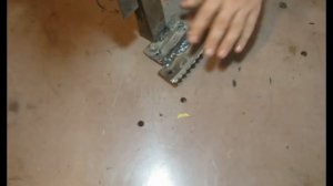 Простейшее приспособление для переноса кирпича и шлакоблока