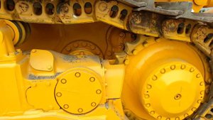 Бульдозер CATERPILLAR Бульдозер KOMATSU