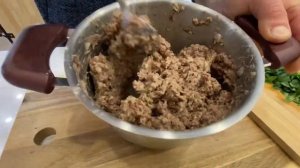 Хачапури с мясом и фасолью на сковороде! Румяные и невероятно вкусные лепешки! / 18+