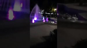 11 октября 2023 г.Разноцветный фонтан около Мечети. Multi-colored fountain near the Mosque.