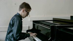 Бах. II том ХТК.Прелюдия и фуга ре мажор.Исп.Дмитрий Медведев.