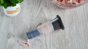 Домашняя колбаса из свинины и курицы