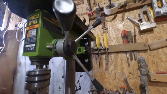 Сверлильный станок по дереву. Новый помощник смотреть онлайн