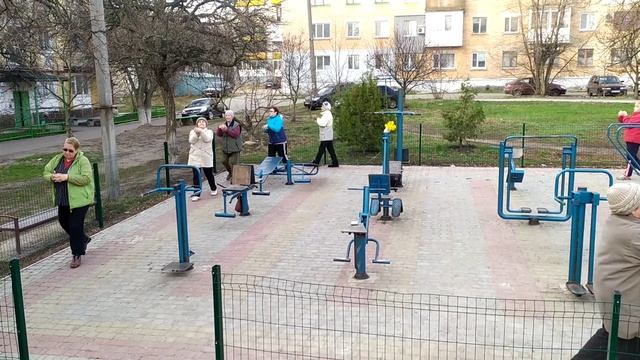 Группа " Здравие ". Утренняя лечебная гимнастика. Физический терапевт Татьяна Кравченко. смотреть онлайн