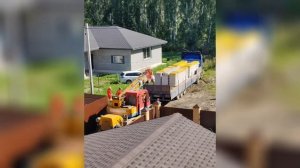 Монтаж газобетонных плит перекрытия и заворушка с большегрузом