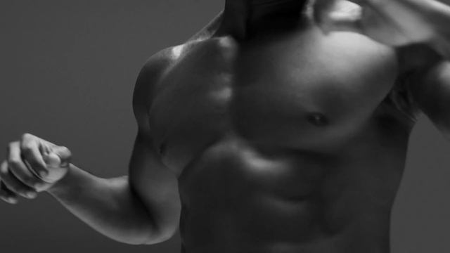 Michael B. Jordan in Calvins or nothing | Calvin Klein Spring 2023 смотреть онлайн