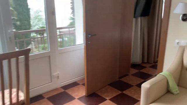 Отель Амра Гагры смотреть онлайн