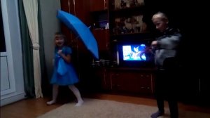 Дождик капает по лужам кап кап кап