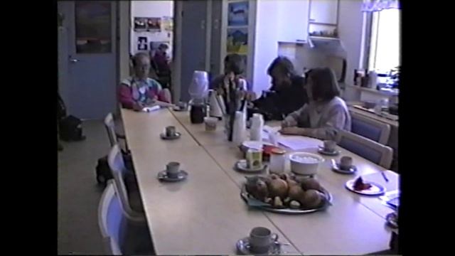 Первая поездка предпринимателей г.Ковдор в Саллу в 1993 году(сентябрь) часть 2..mp4 смотреть онлайн