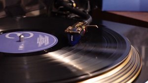 Frank Sinatra - It Was A Very Good Year (2015 vinyl LP rip) - Reloop Turn5 / Ortofon 2M Blue