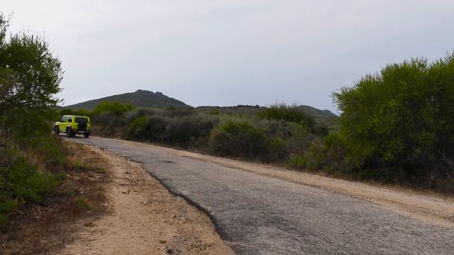 Nuova Suzuki Jimny. È una classe G, ma costa meno e... sa volare! смотреть онлайн