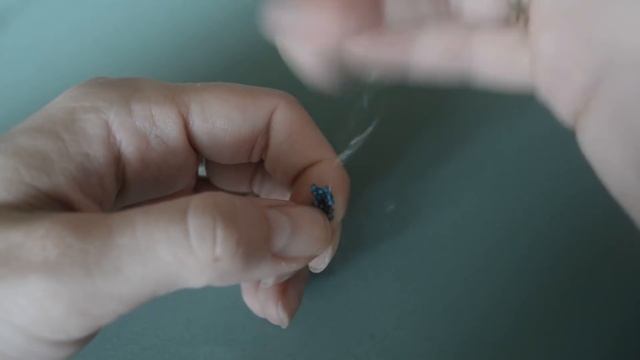 ? Цветок - брошь из бисера. Часть 1 из 3. Бисероплетение. Мастер класс смотреть онлайн