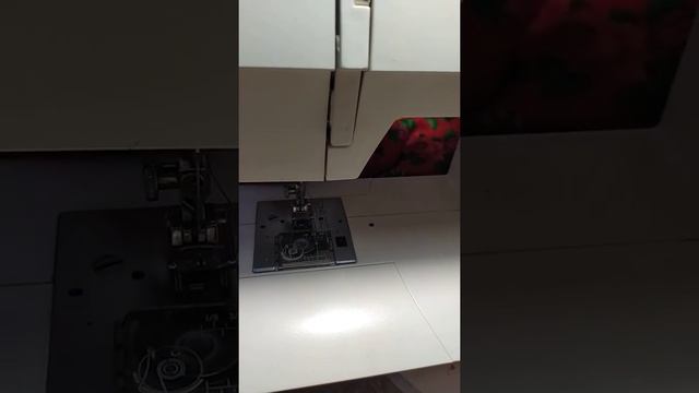 Машинная вышивка ✴ Обзор по функции зигзаг на швейных машинках✴ смотреть онлайн