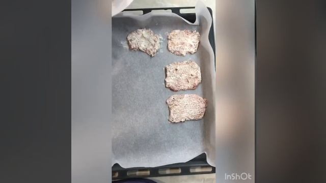 Мясо, отбивные по - французски это очень вкусно!!!