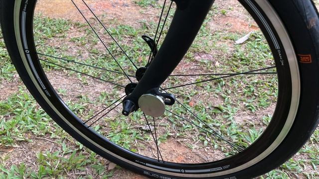 2021 Dahon Mu LX folding bike