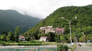 Что посмотреть в Абхазии - Набережная в Старой Гагре