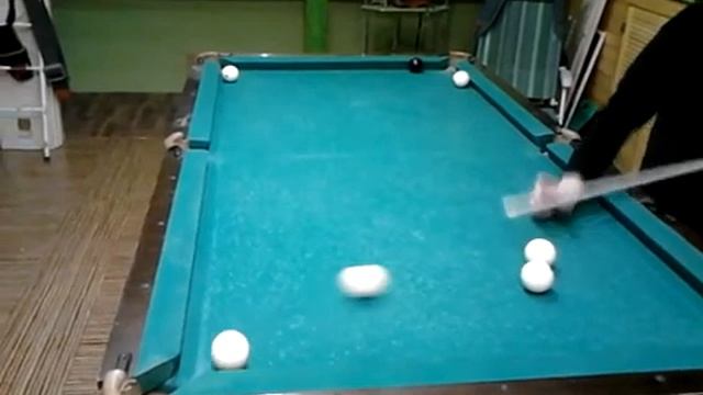 В бильярдной комнате смотреть онлайн