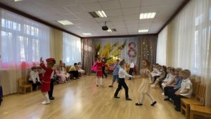Утренник 8 марта ( танцы)