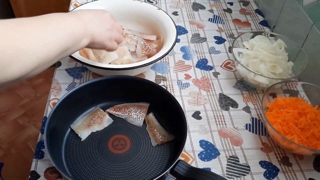 Тушеная рыба в томатном соусе смотреть онлайн