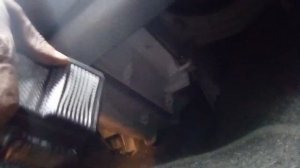 Замена салонного фильтра Toyota Corolla E11