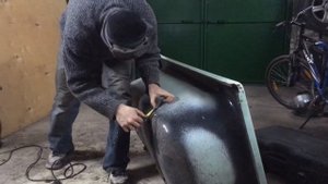 Делаем диван из ванны. Часть 1
