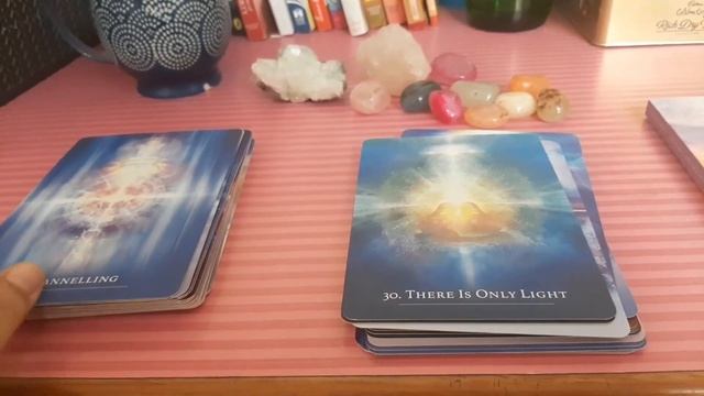 ?The secret language of light oracle deck -flipthrough смотреть онлайн