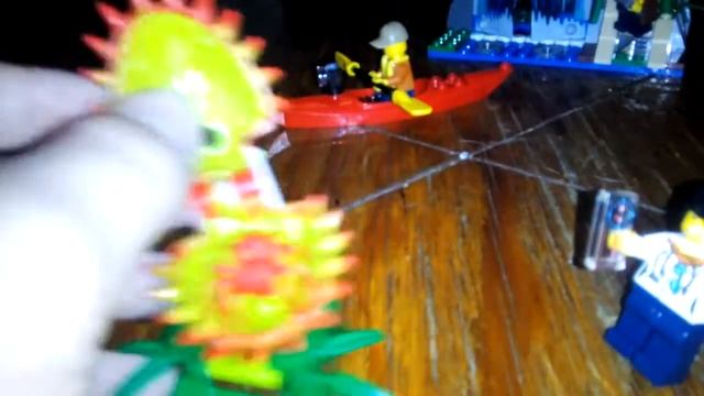 Новогодний подарок Лего Сити джунгли смотреть онлайн