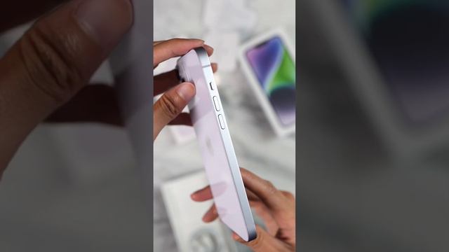 Unboxing iPhone 14 Plus and Silicone Case in Purple!