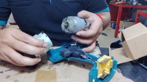 How to Repair Makita DDF453 18v LXT Drill Driver
