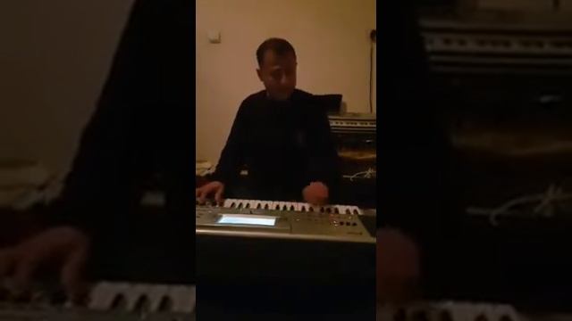 Бозорали фархори чиста барои мардуми фархор смотреть онлайн