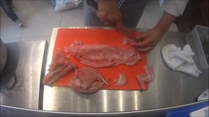 Разделка кролика. Рулет из кролика. (Cutting rabbit. Rabbit roll.)