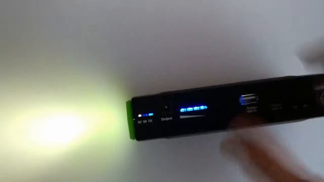 Портативное пусковое устройство j012 12В 13600mAh