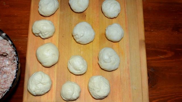 Рецепт беляшей. Жареные беляши. Пирожки с мясом.