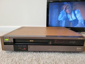 Кассетный видеомагнитофон JVC HR-S8000U Super VHS-Япония-1988-год