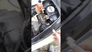 Как открыть бардачок на Honda Tact af24 и замена замка...