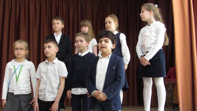 "Каде Руссель богато жил". Франц. нар. песня. Исполняет вок.-хор. ансамбль "Капельки Созвучия" смотреть онлайн