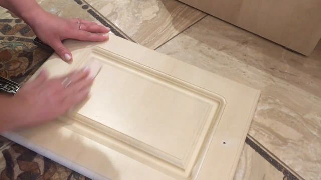 РЕДИЗАЙН / ПЕРЕКРАСКА СТАРЫХ ТУМБ / КАК СНЯТЬ ПЛЁНКУ С МЕБЕЛИ / Часть 1