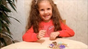 Бисер для детей !!! Делаем бусы !!!