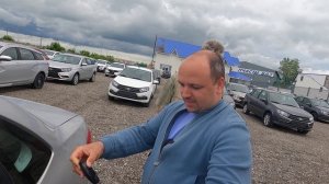 ЗАКАЗАЛИ НИВУ ТРЕВЕЛ, НО ПРИШЛОСЬ ВЗЯТЬ ГРАНТУ! Почему отдали выбор в пользу новой LADA GRANTA 2022