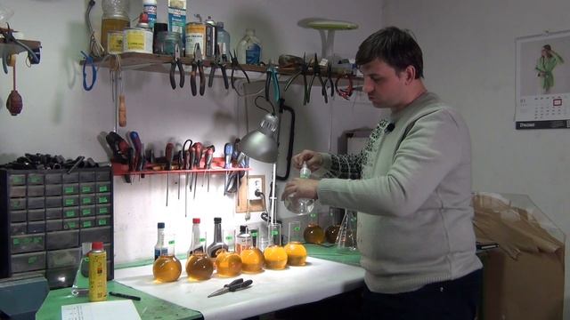 Удалить воду из дизельного топлива.