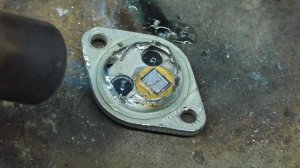 КАК ДОСТАТЬ ПЯТАЧЁК С ЗОЛОТОМ ИЗ ТРАНЗИСТОРА.