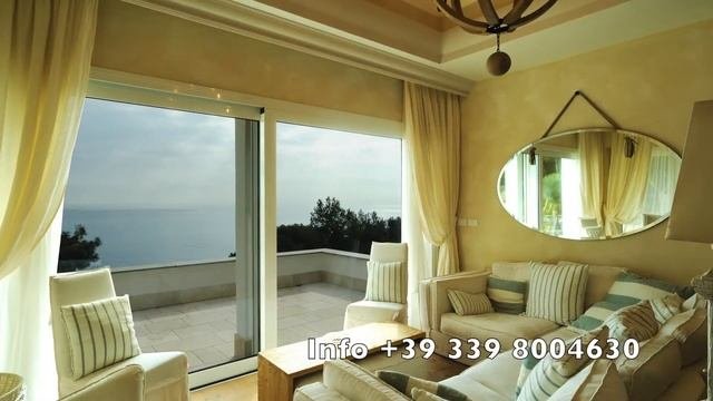 ANDORA - Villa Vistamare. Вилла в Италии на берегу моря.