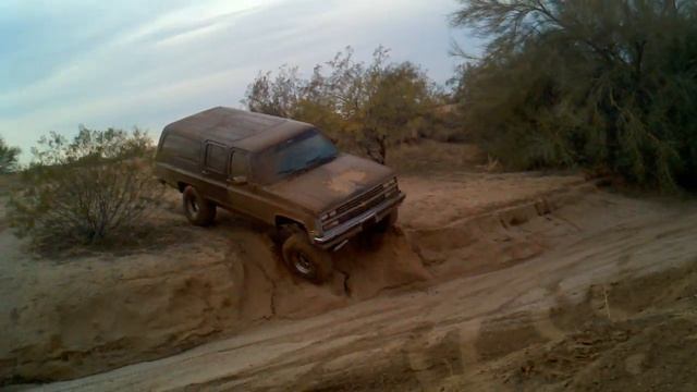 1989 Suburban slight articulation (New lift and tires) смотреть онлайн